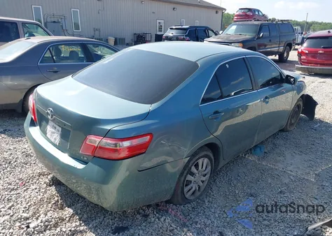 2009 Toyota Camry Le z USA, uszkodzony, nr VIN 4T1BE46K69U810518
